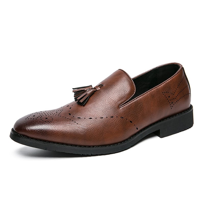 Retro Casual British Carved Tassel Leather Shoes