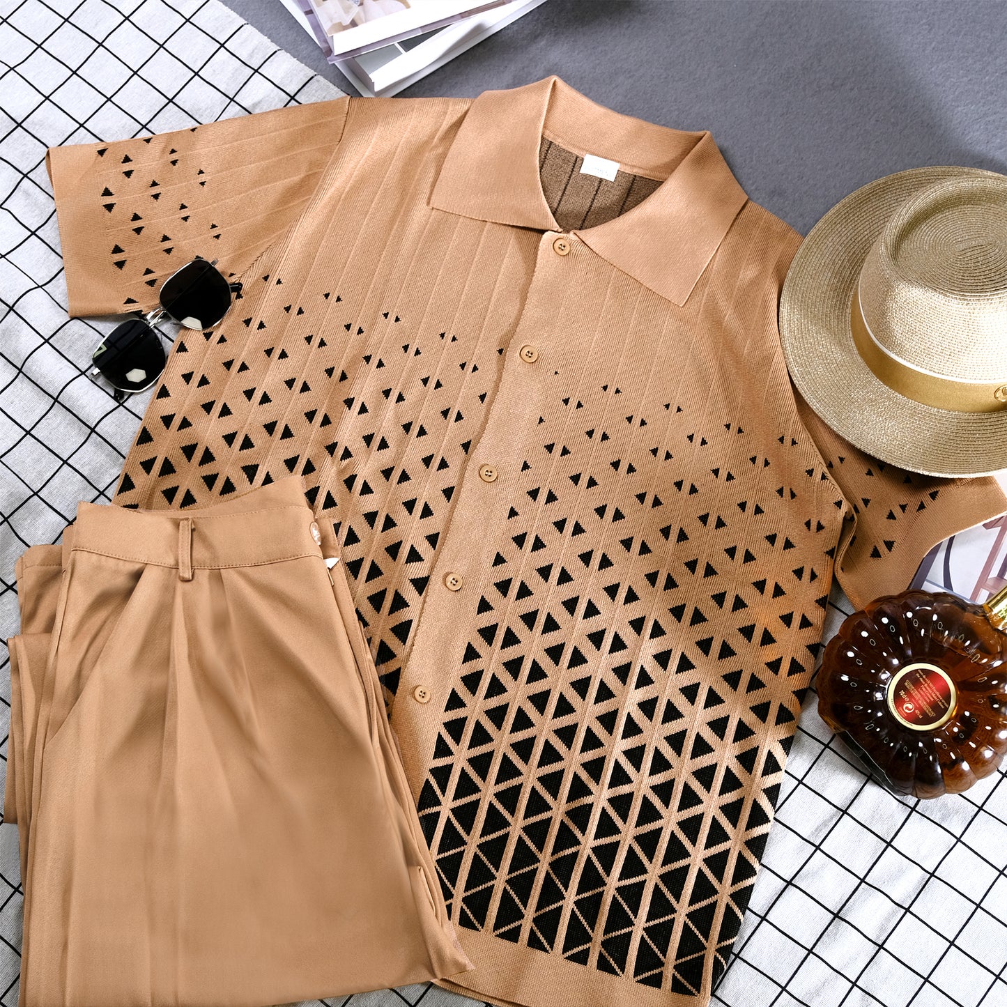 Cafe Criss-Cross Pattern Walking Suit Short Sleeve Set