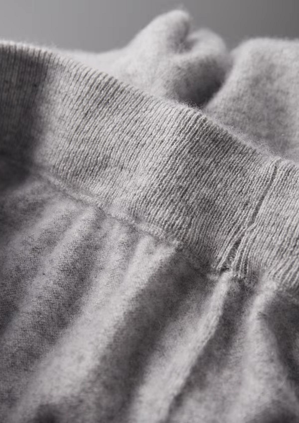 Premium Cashmere Light Gray Vienna Leisure Set