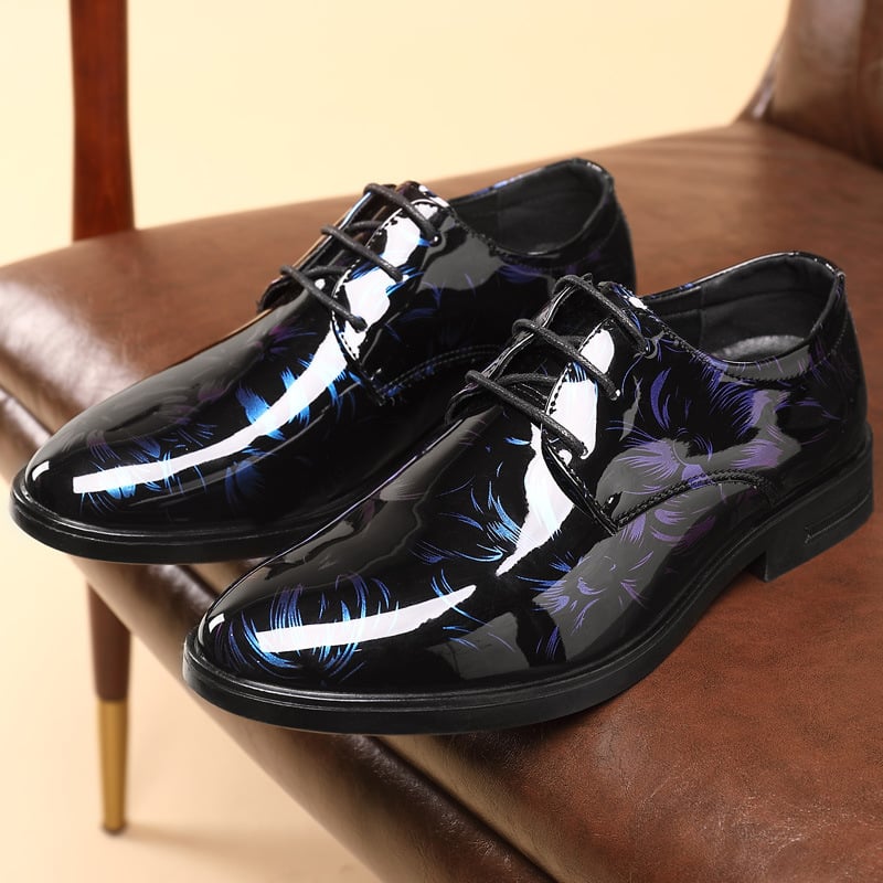Men's petal pattern leather shoes