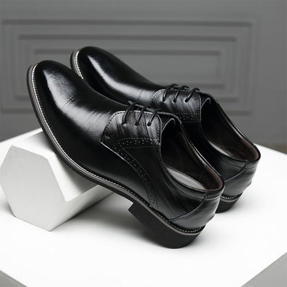Men's Versatile Toe Toe Glossy Business Casual Leather Shoes