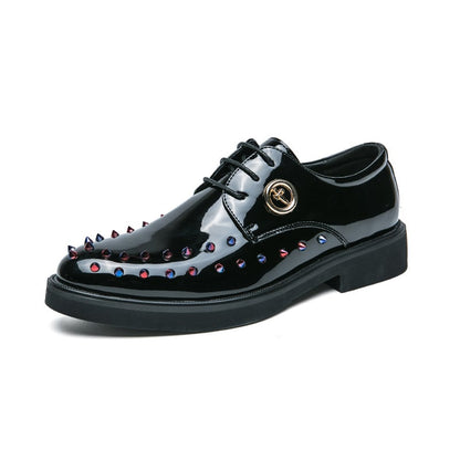 Fashionable And Personalized Rivet Design Comfortable Leather Shoes