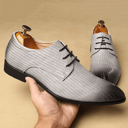 Men's Fashion Embossed Pointed Toe Faux Leather Shoes