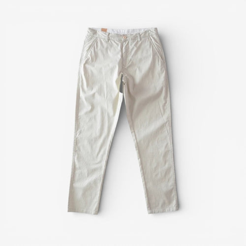 Business straight fit chino with 97% cotton