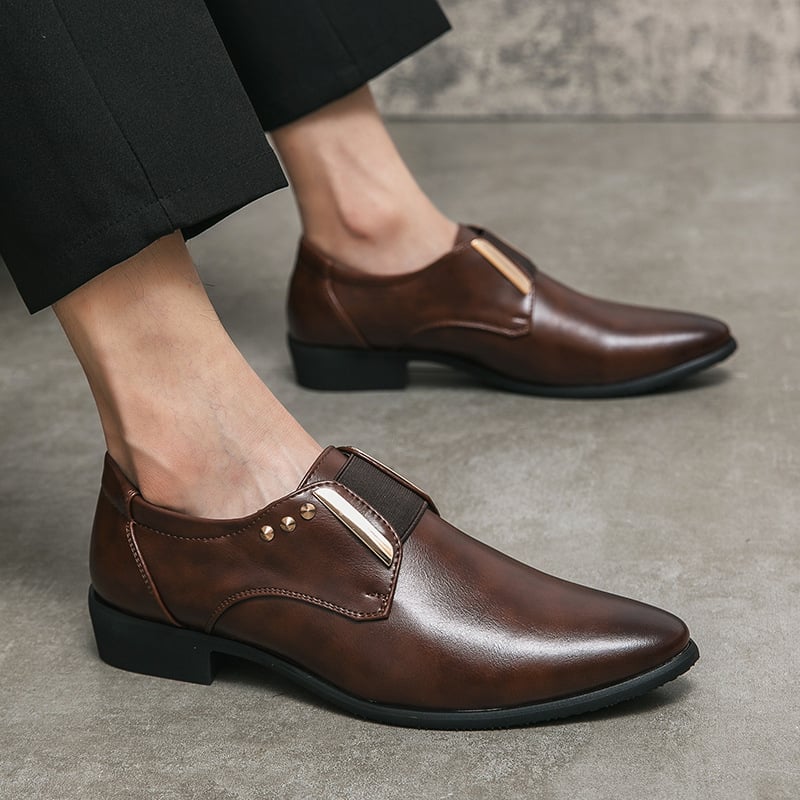 Men'S Pointed Toe Business Casual Solid Color Leather Shoes