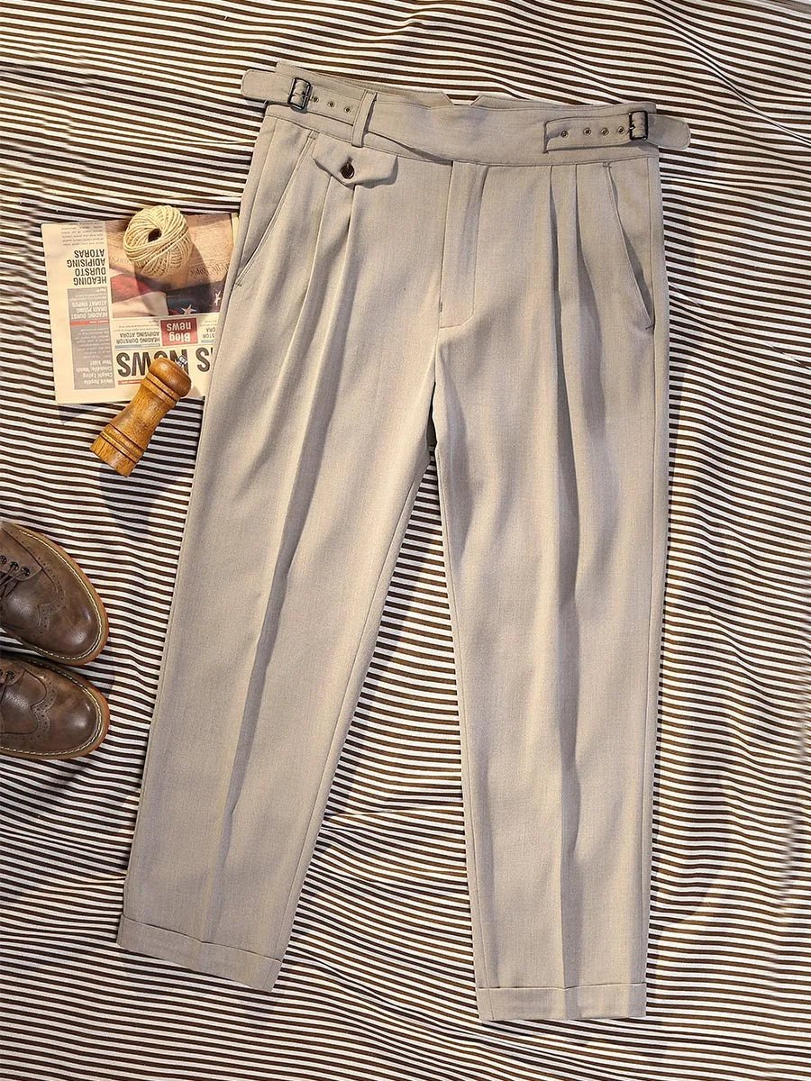 Khaki herringbone pattern tapered pants